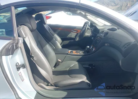 2003 Mercedes-Benz Sl 500 z USA, uszkodzony, nr VIN WDBSK75F83F028153